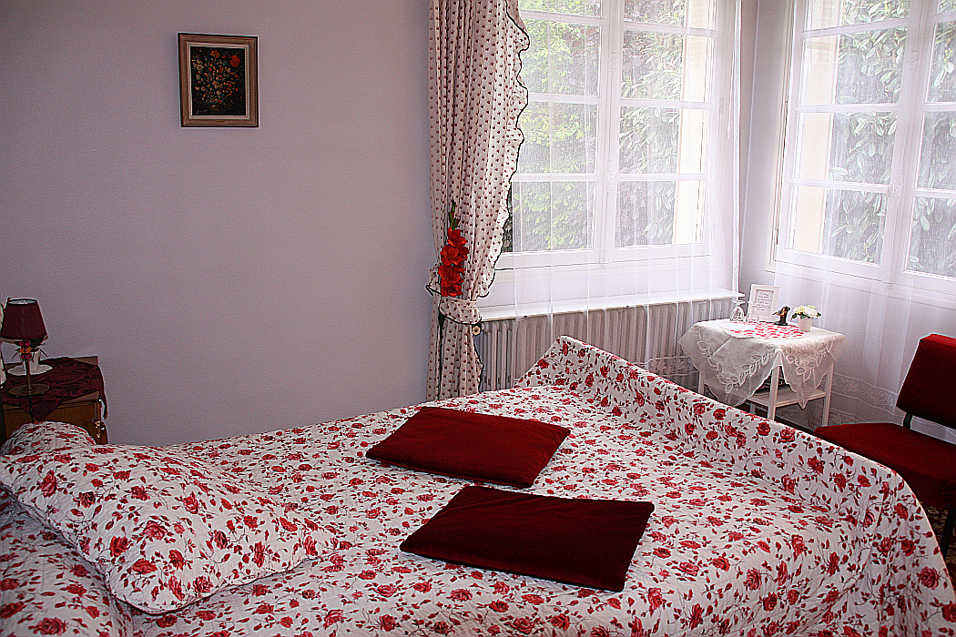 Le Cottage- Chambres d'hotes près de Paris, Versailles - Chambre Blanche -La Sittelle